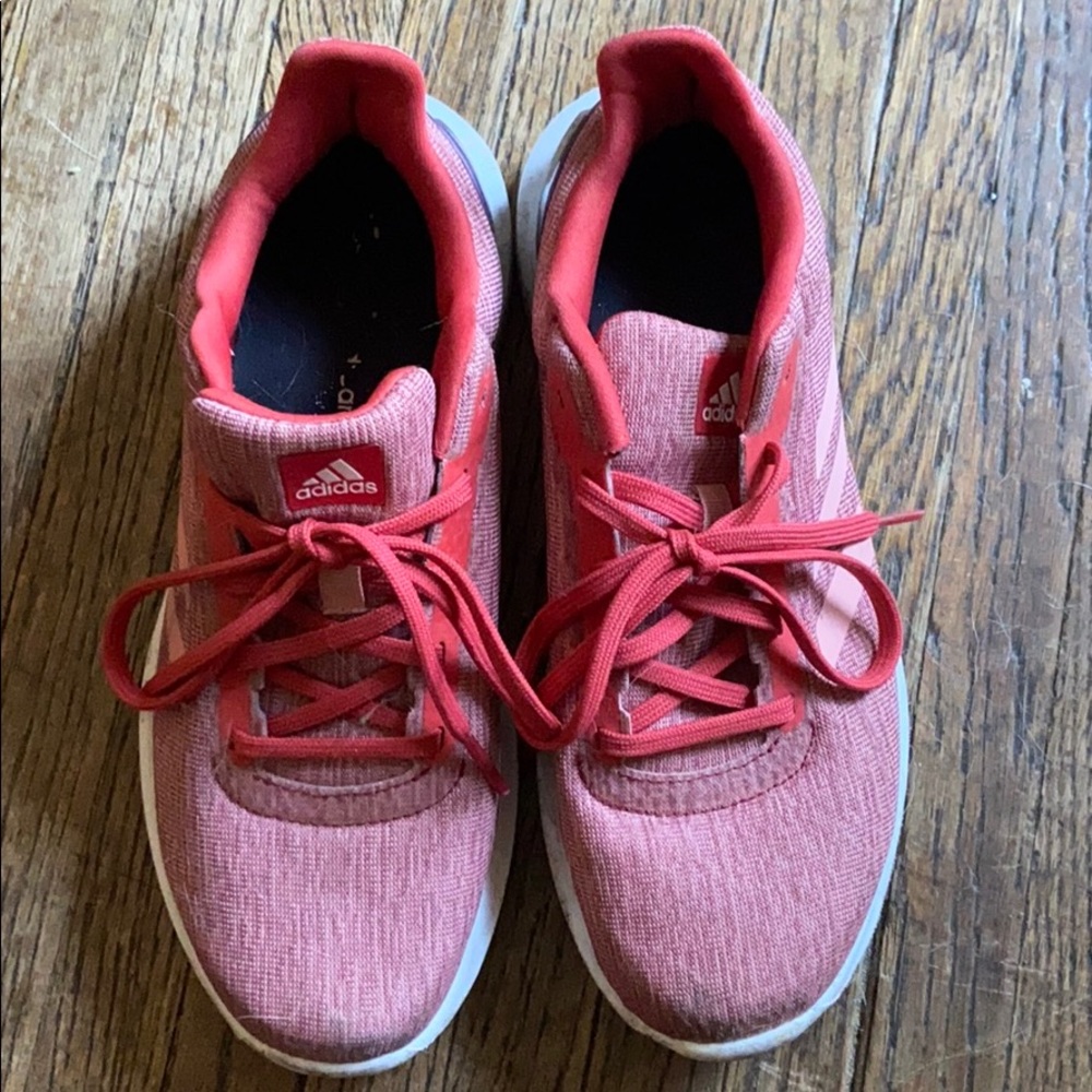 Adidas cloudfoam tennis shoes